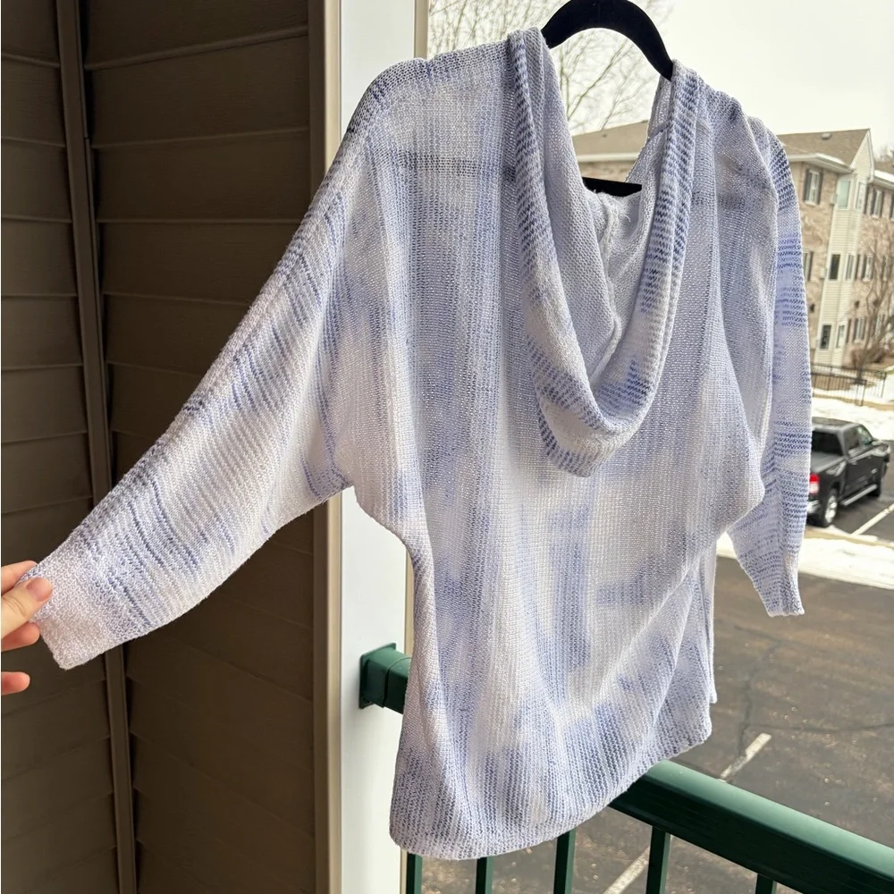 🆕 Sioni BlueWhite Open Knit Hoodie Sweater Size M Lightweight Sheer Pullover Top - Picture 6 of 13